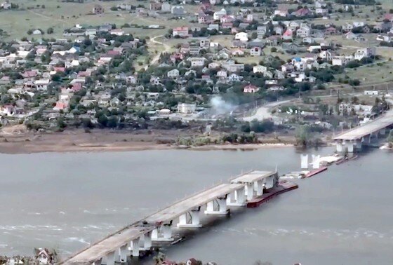    Удар артиллерии РФ по позициям ВСУ на правом берегу Днепра