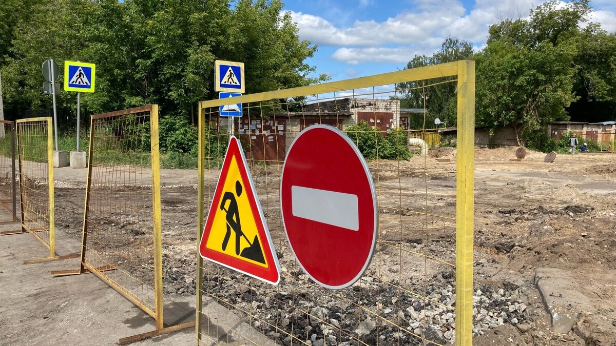     В Казани на месяц перекроют участок дороги по улице Техническая. Об этом сообщила пресс-служба городской администрации.