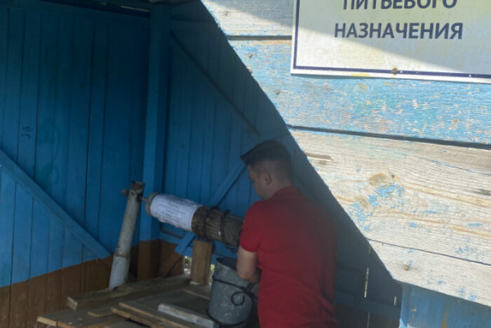 Жители Свердловской области отдают похоронныена бурение скважин, пока