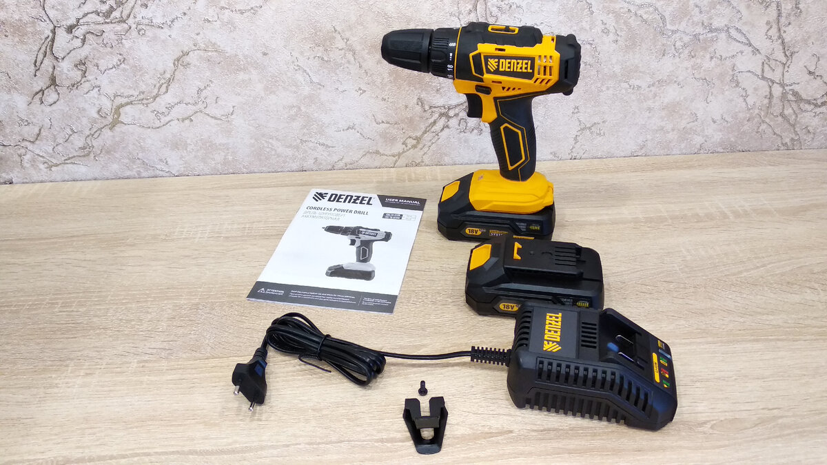 Шуруповерт дома – это почти аксиома. Он давно стал одним из обязательных инструментов, которые нужно держать дома просто так, чтобы были.-5