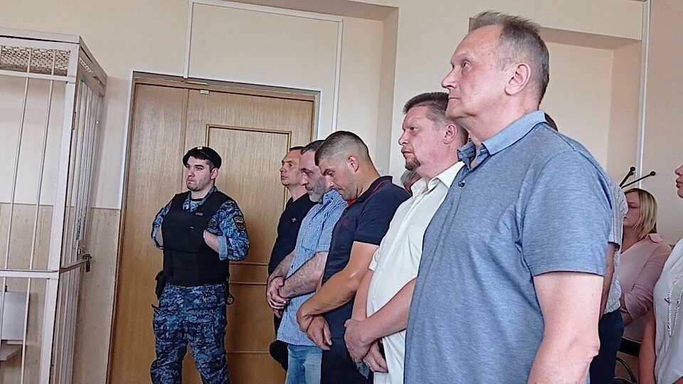 До приговора бывший глава Выборга провёл под домашним арестом. А значит самые яркие впечатления у него ещё впереди.
