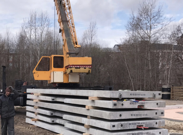 Плиты монтируется на подготовленную площадку за 1 день