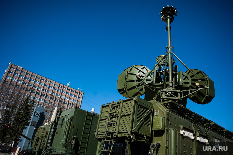    Искусственный интеллект все чаще внедряют в военную технику