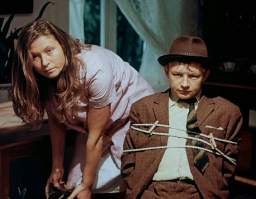 Кадр из фильма «Здравствуй и прощай» (1972). Скриншот.