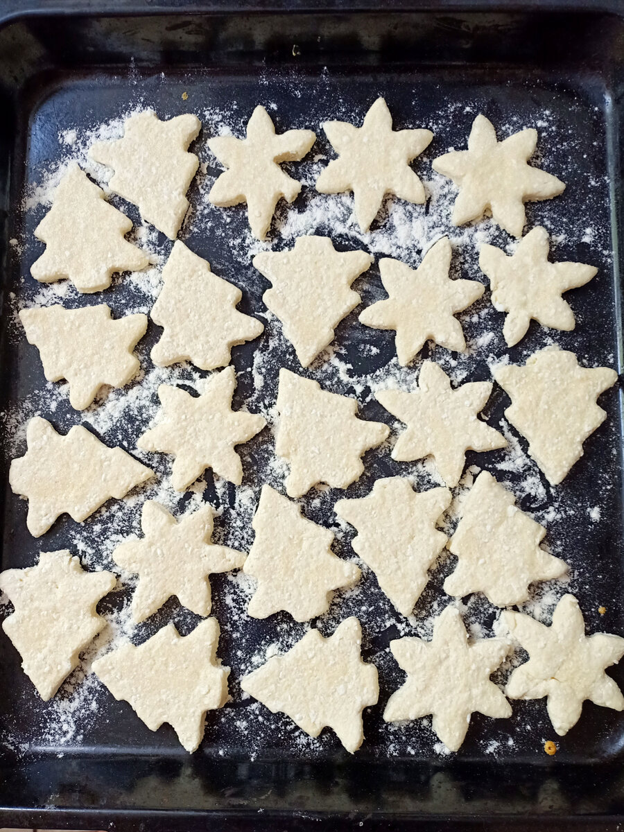 Слепили из того, что было 😅