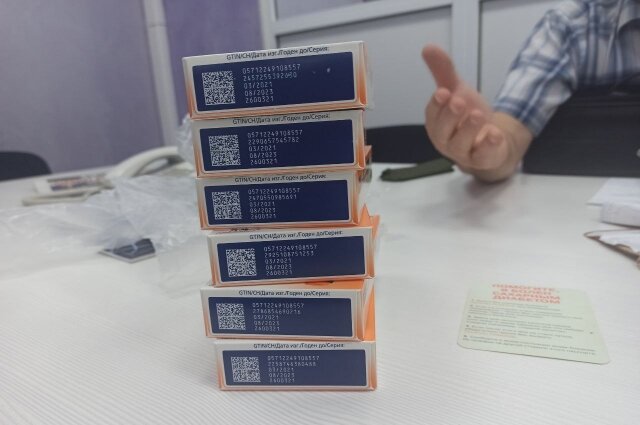    Томич получил 7 пачек с инсулином, у которого истекает срок годности. Фото:  АиФ/ Наталья Качановская