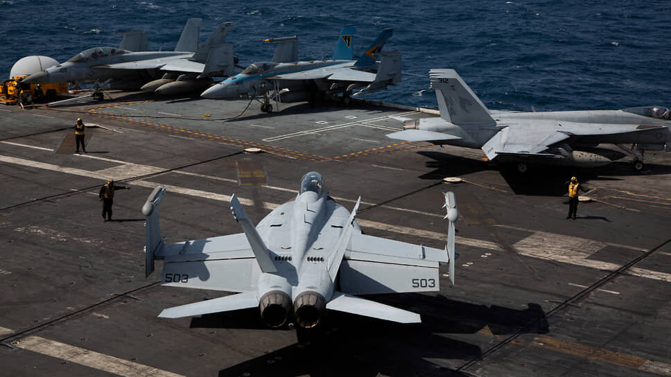     Фото: Jeon Heon-kyun / Pool / Reuters