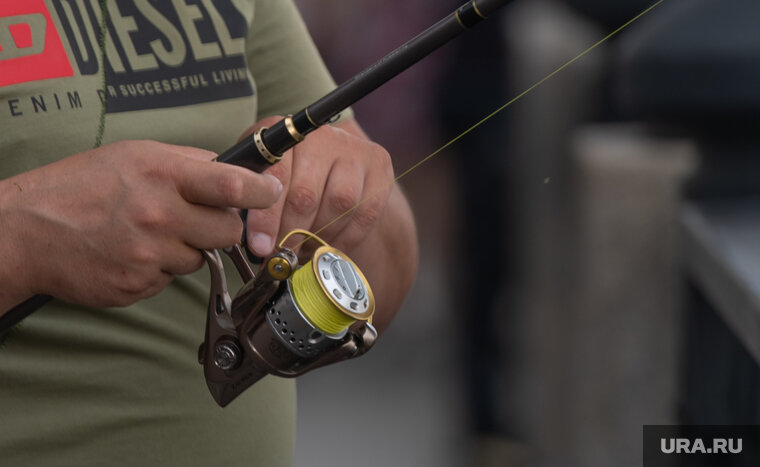    Рыбаки всего Пермского края готовят снасти перед соревнованием