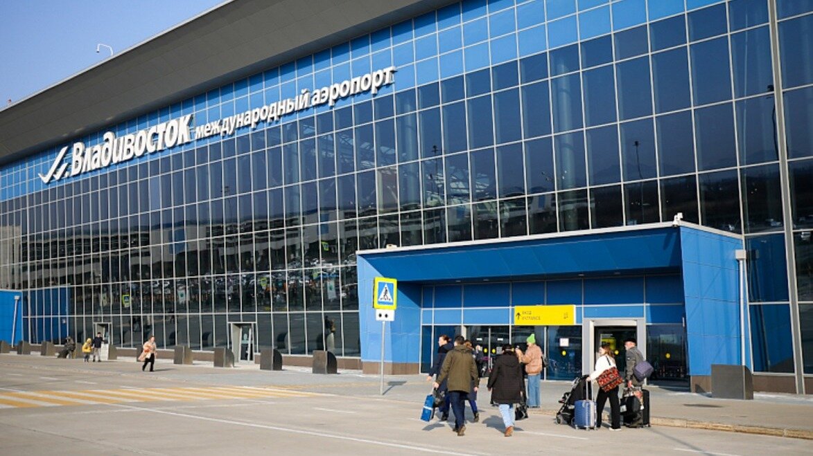     Почти 20 тысяч человек переехали в Приморье с 2007 года по программе переселения. Это добровольная мера поддержки для тех, кто решил сменить место жительства.