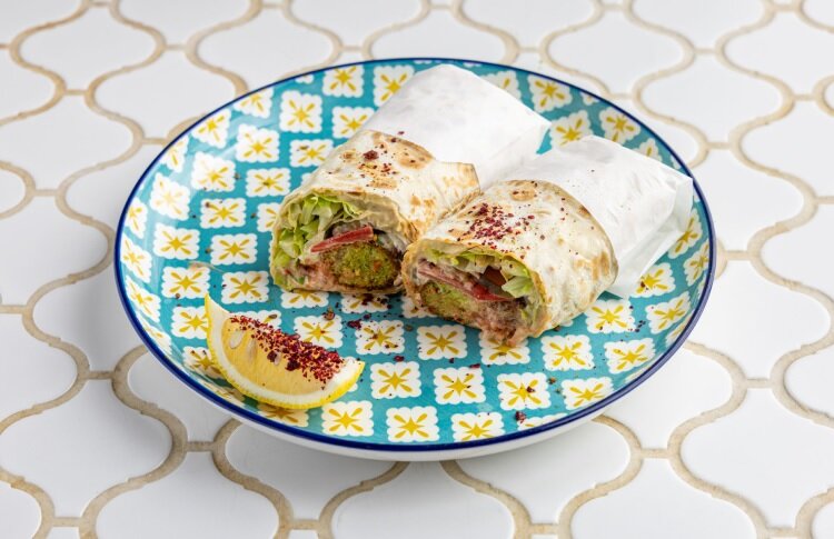    Шаурма с фалафелем в Maroon Алина Данг