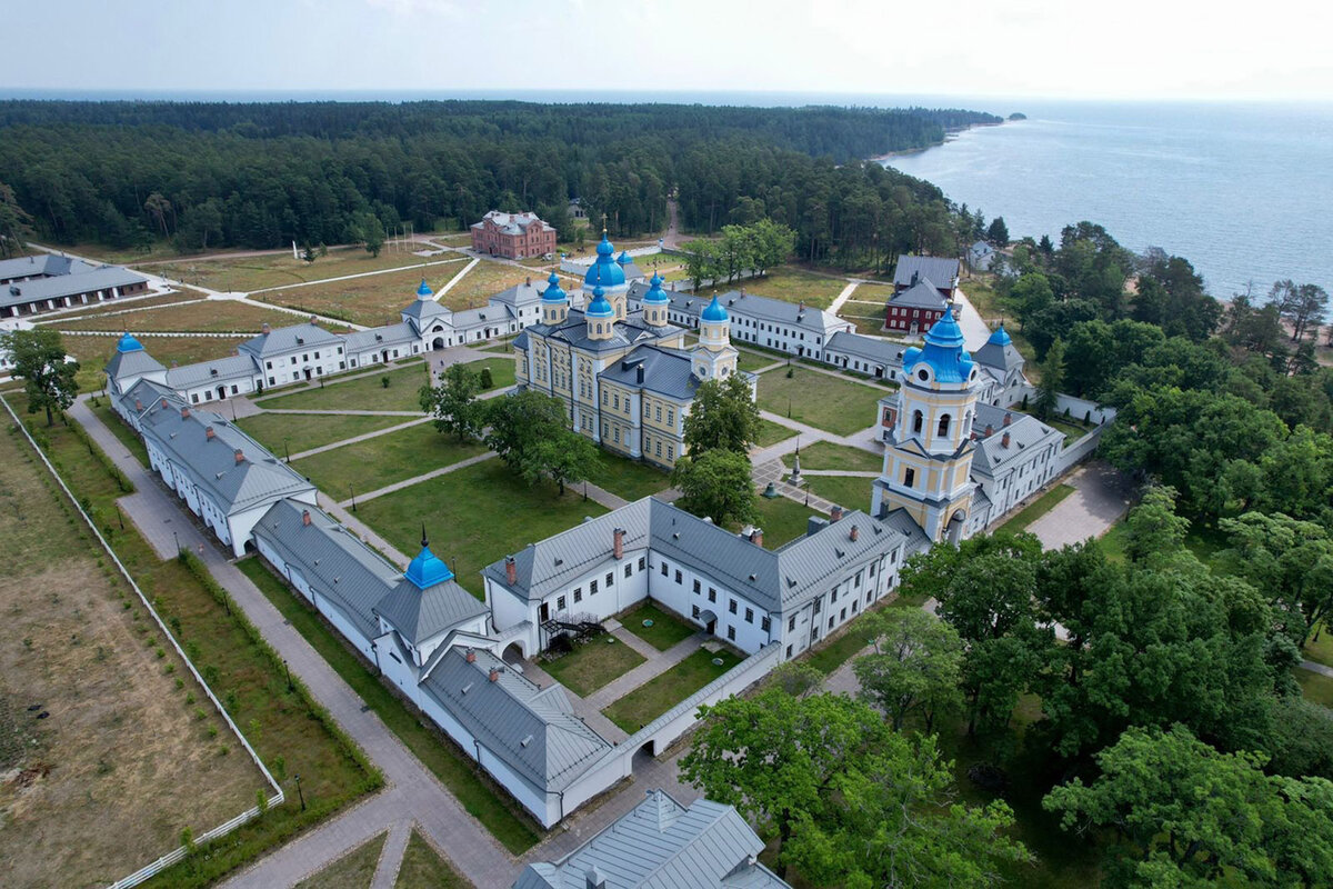 Александро Невская часовня Коневец