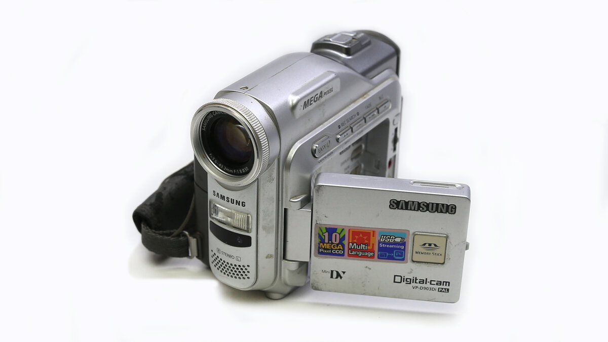 Samsung VP-d34i. Samsung VP-d451i. Зарядка для камеры самсунг VP-d21i. Видеокамера с экраном сверху 90 годы. Ремонт камер samsung