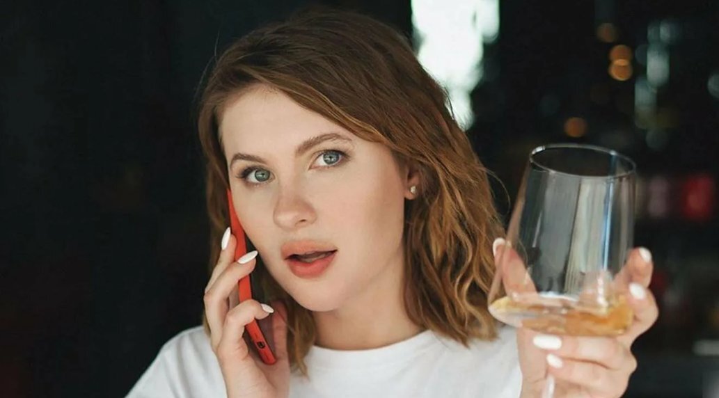 Смешная лопоухая девочка из «Ералаша», воплощавшая на экране образы занудных отличниц и зазнаек, знакома многим зрителям.-4