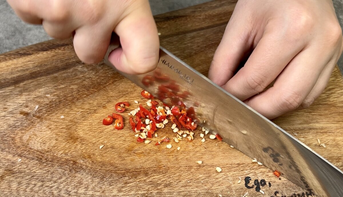 Такой соус я готовлю круглый год: простой, очень вкусный и подходит ко всему (знаменитый соус "Маринара")