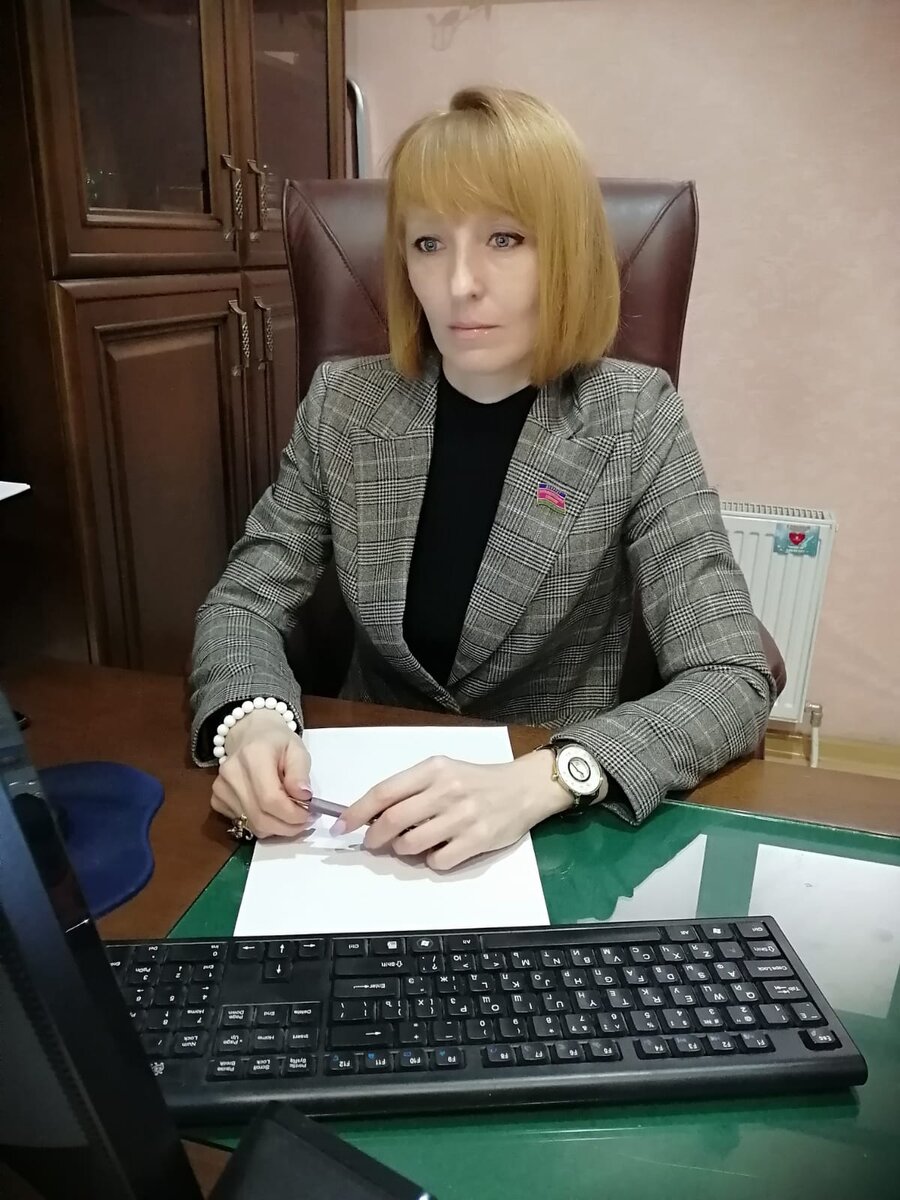 депутат ЗСК Светлана Ангальт на 16-й внеочередной сессии
