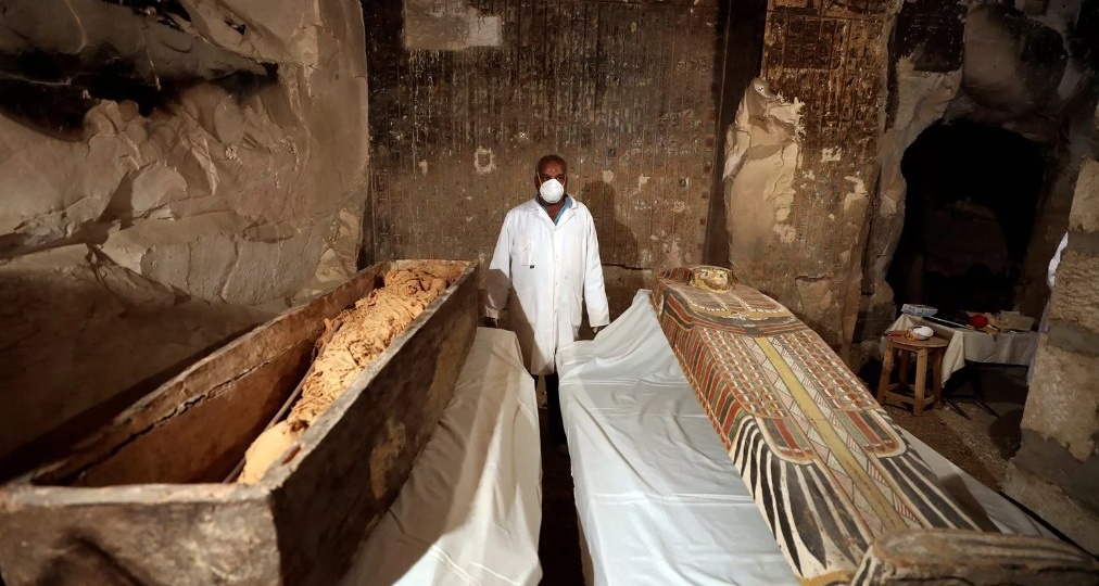 Какие ловушки поджидали ученых, при исследовании египетских пирамид