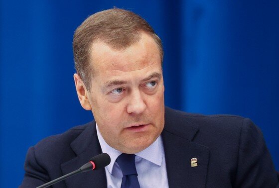    Дмитрий Медведев