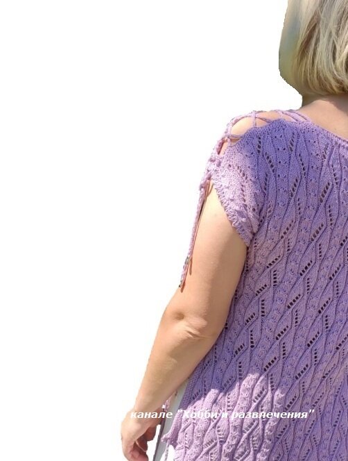 Вязаный джемпер со шнуровкой.