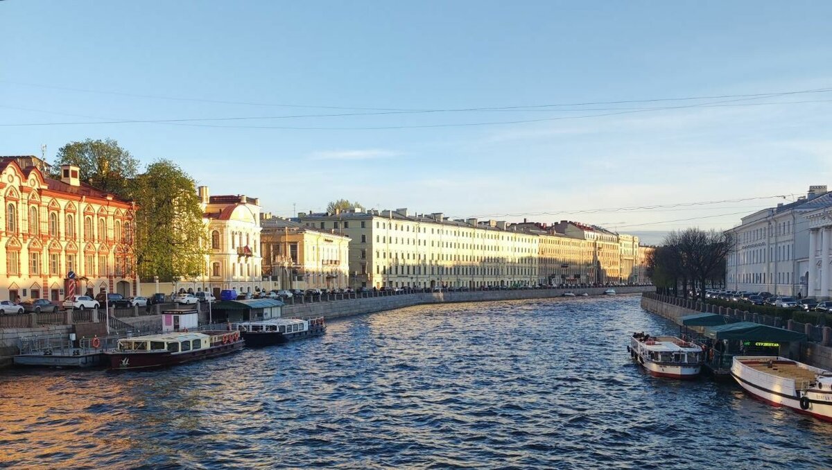     Рейсы уже появились в расписании аэропорта.