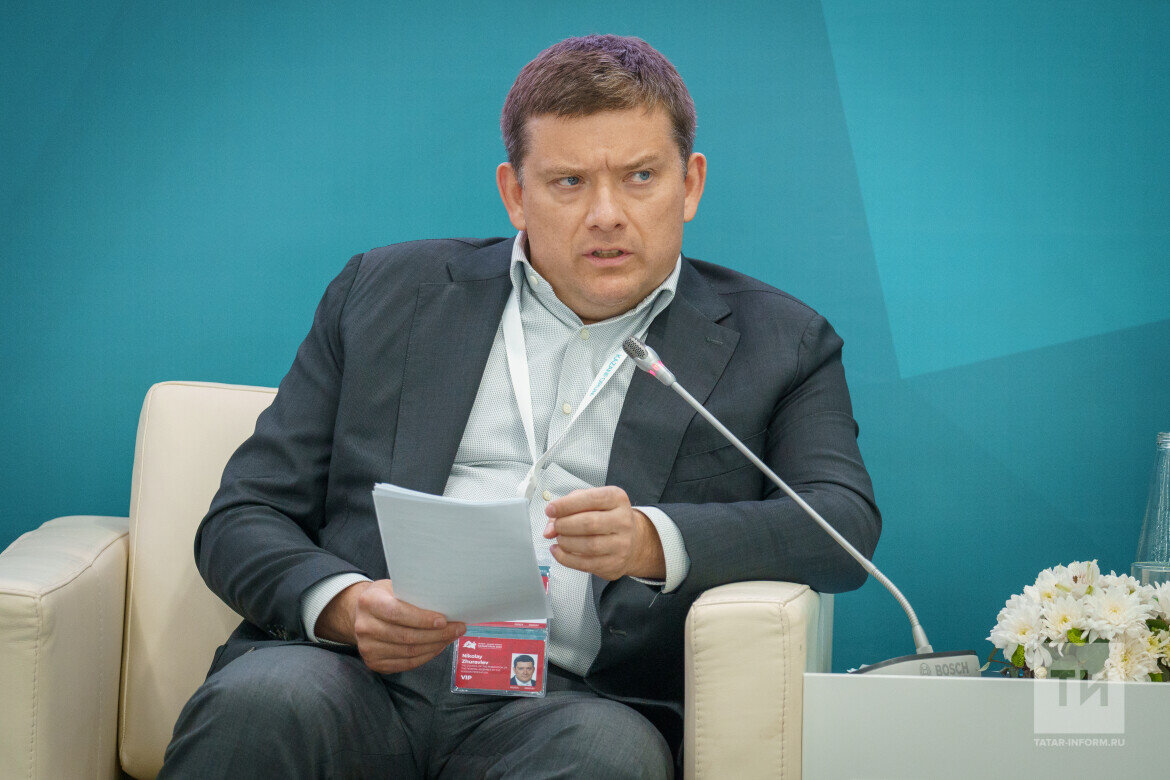 ​Николай Журавлев: «В законе мы прописали порядок приобретения статуса для осуществления этой деятельности, а также порядок регулирования и надзора за участниками рынка». Фото: © Владимир Васильев / «Татар-информ»