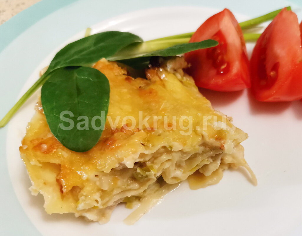 Лазанья с курицей и грибами