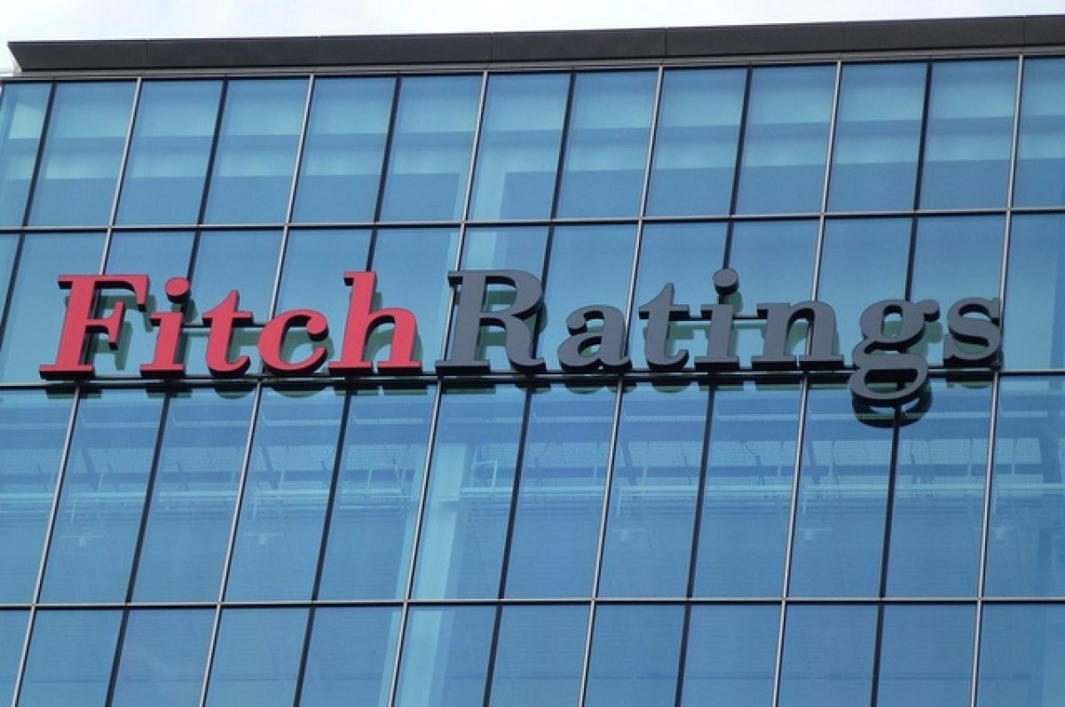    Рейтинговое агентство Fitch повысило оценку вероятности дефолта США