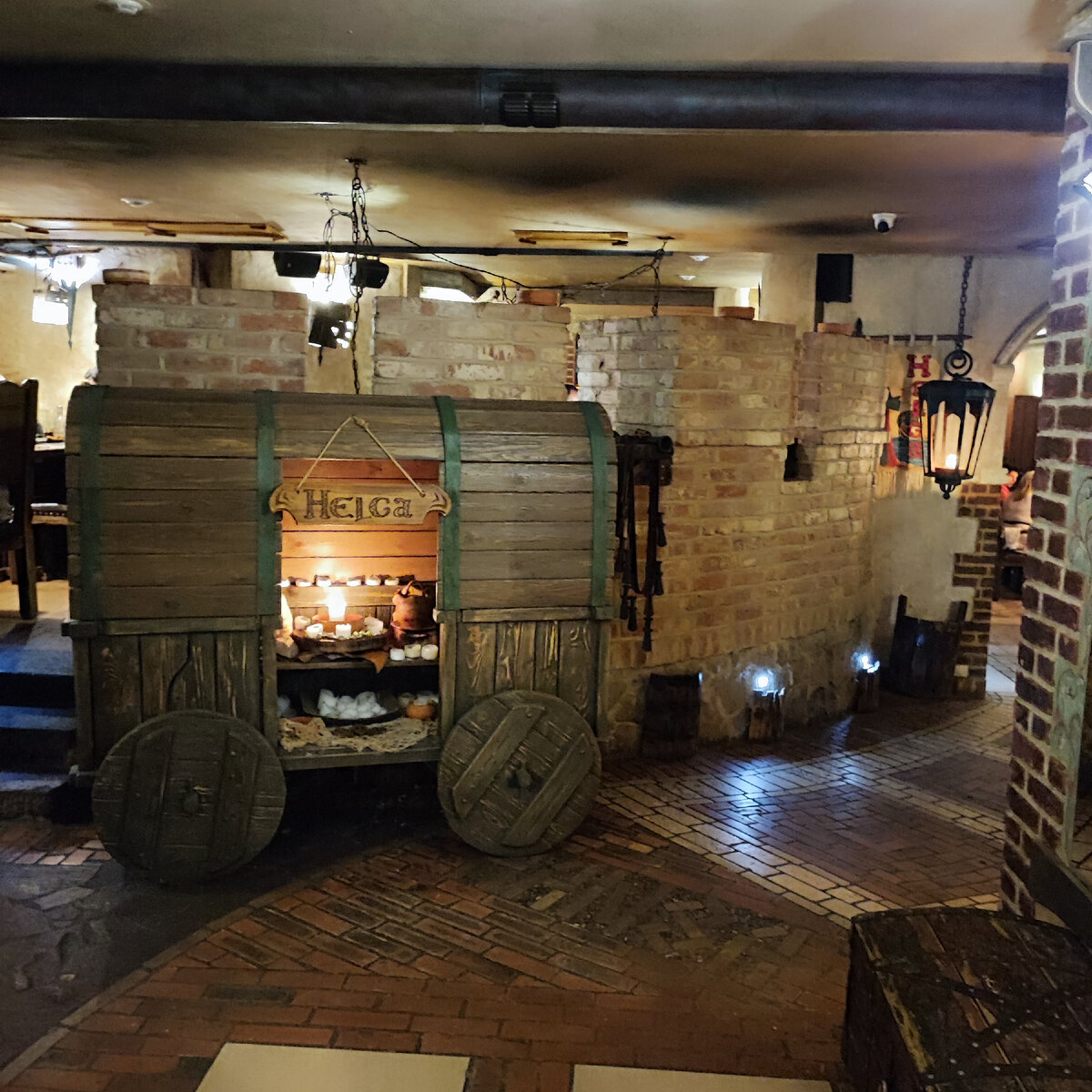 декор ресторана Хельга