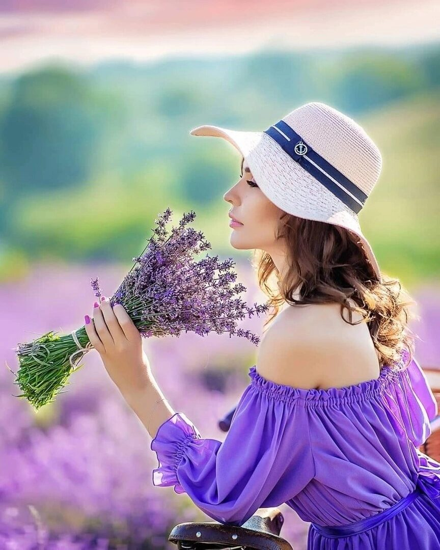 вот и лето прошло. лето. вот и лето прошло словно стихи. на федюнинских холмах тишина текст. лета будто и не было.