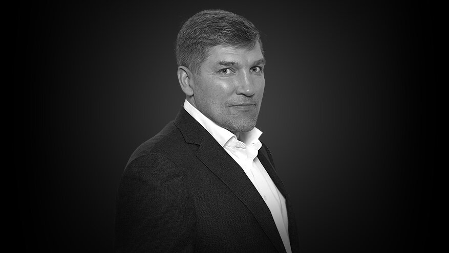     Панихида пройдет 30 мая в центральном фойе Академии.