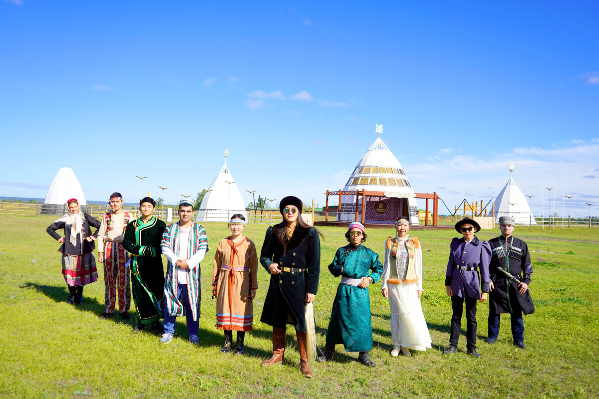 С Молодёжной Ассамблеей народов Якутии