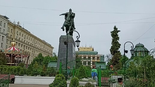 Памятник Юрию Долгорукому на Тверской площади в г. Москве