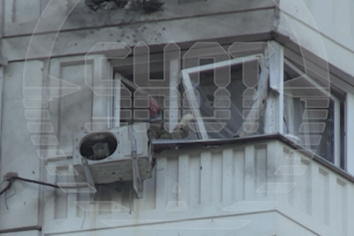    Удар беспилотников в жилой дом в новой Москве ©Скриншот