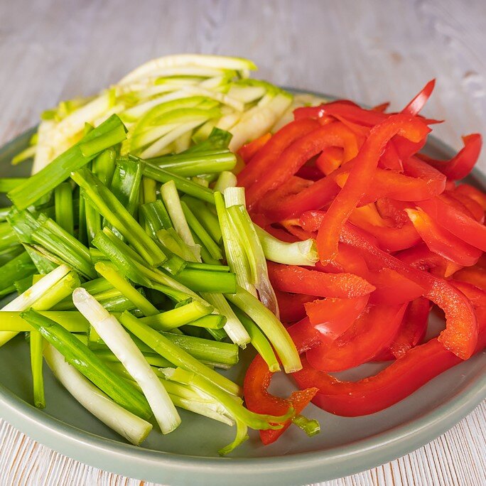 Корейские закуски из рисовой муки