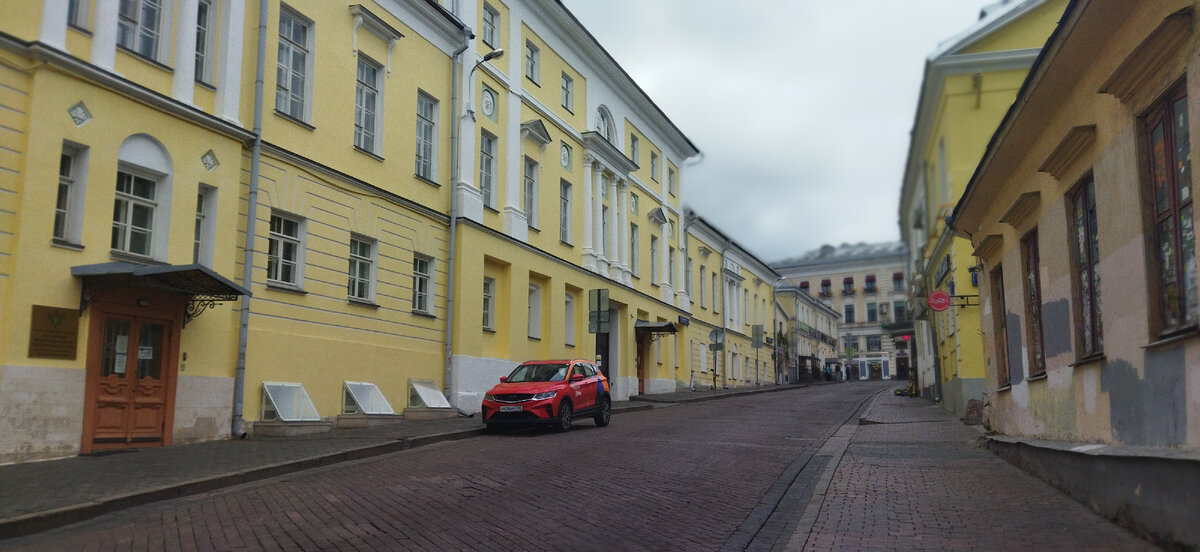 Начало Большого Спасоглинищевского пер., фото @janestelmah