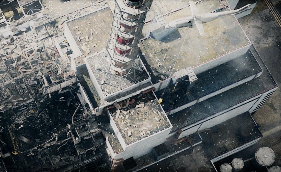 Свечение в чернобыле после взрыва. Чернобыль ЧАЭС 4 энергоблок взрыв. 1 Энергоблок ЧАЭС. Чернобыль ЧАЭС 2023.