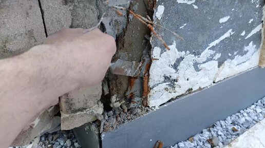 Неправильная облицовка фасада Травертином привела к влагонакоплению в ...