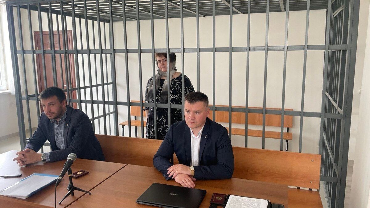     Прокуратура запросила для похищенной из Нижнего Новгорода Заремы Мусаевой 5,5 лет колонии общего режима по делу о нападении на полицейского. Об этом сообщает Telegram-канал «Кровавая барыня».