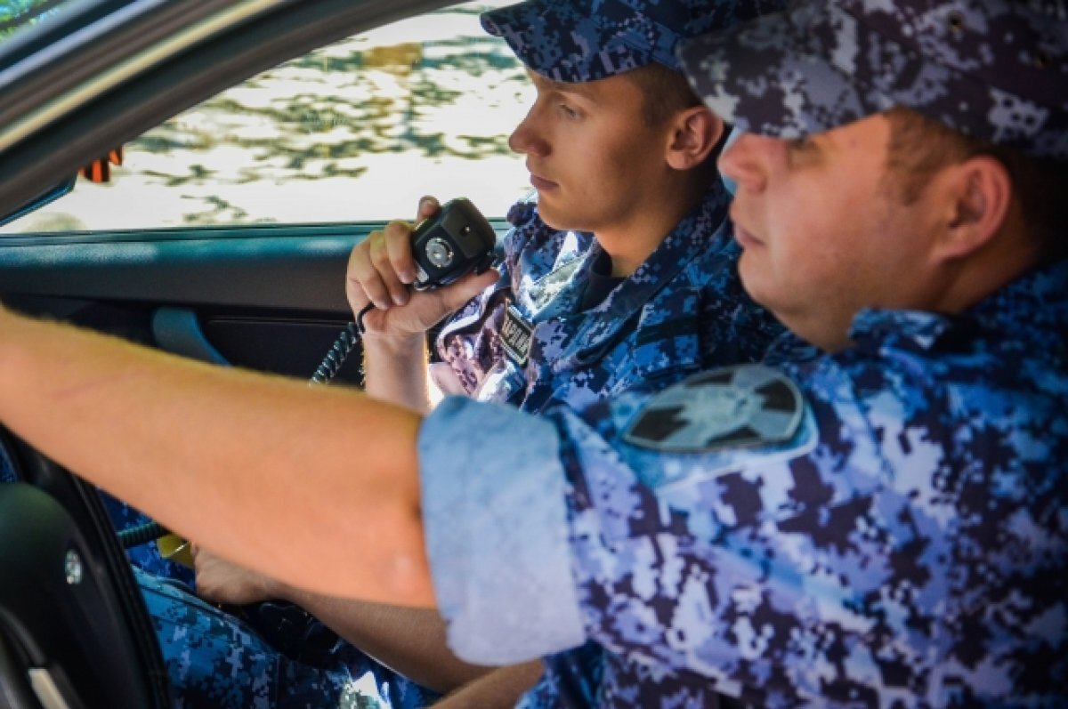    В Пензе сотрудники Росгвардии остановили драку у охраняемого объекта