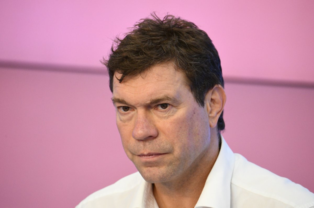    Олег Царев