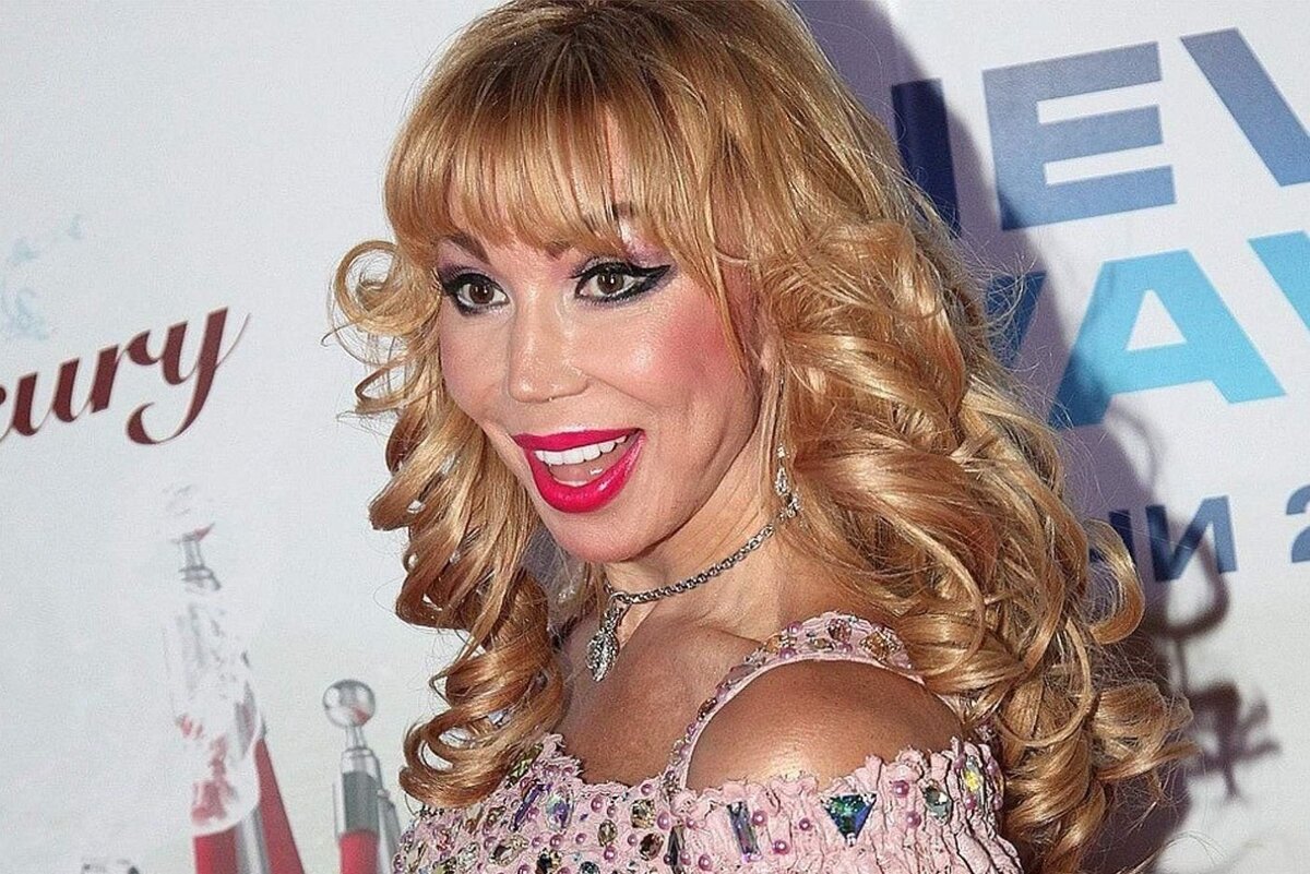 Благородная арийская дама в 100500 поколении