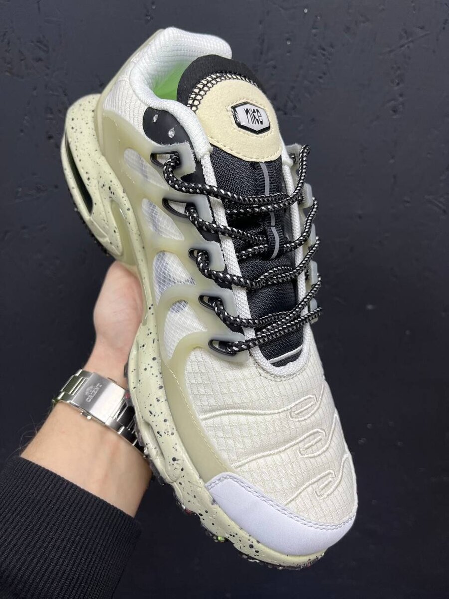 Кроссовки Nike Air Max Tn Plus Terrascape тренд этого лета.