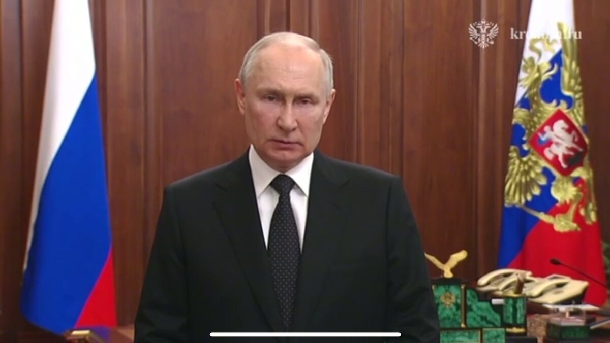     Владимир Путин выступил перед гражданами России и сделал важное заявление.