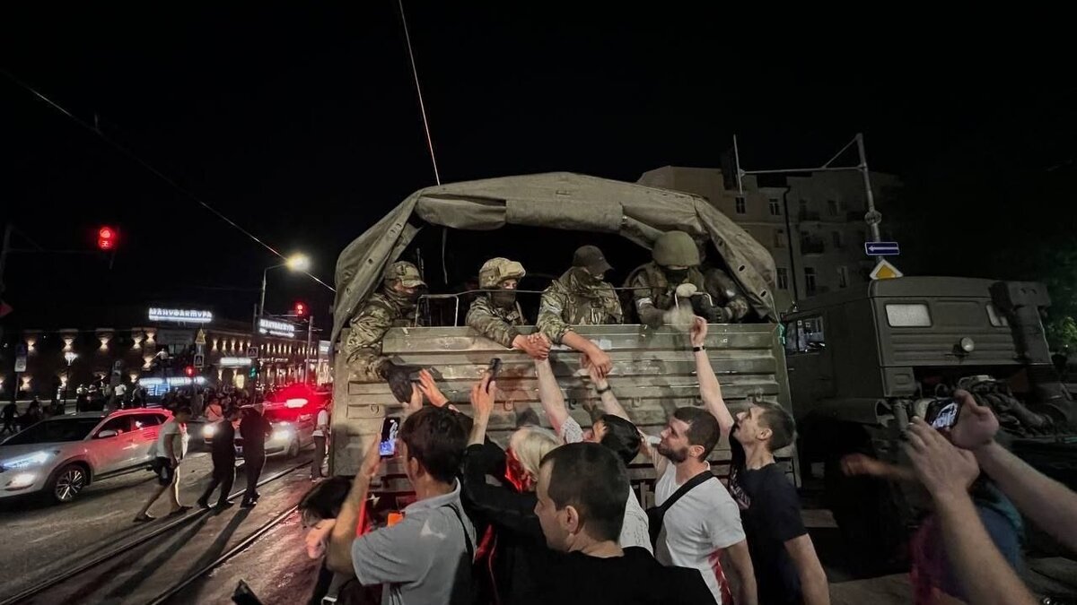     В случае ухода военнослужащих частной военной компании (ЧВК) «Вагнер» власти Центрально-Африканской республики (ЦАР) примут любую другую группу, которую для обеспечения безопасности направит Россия.