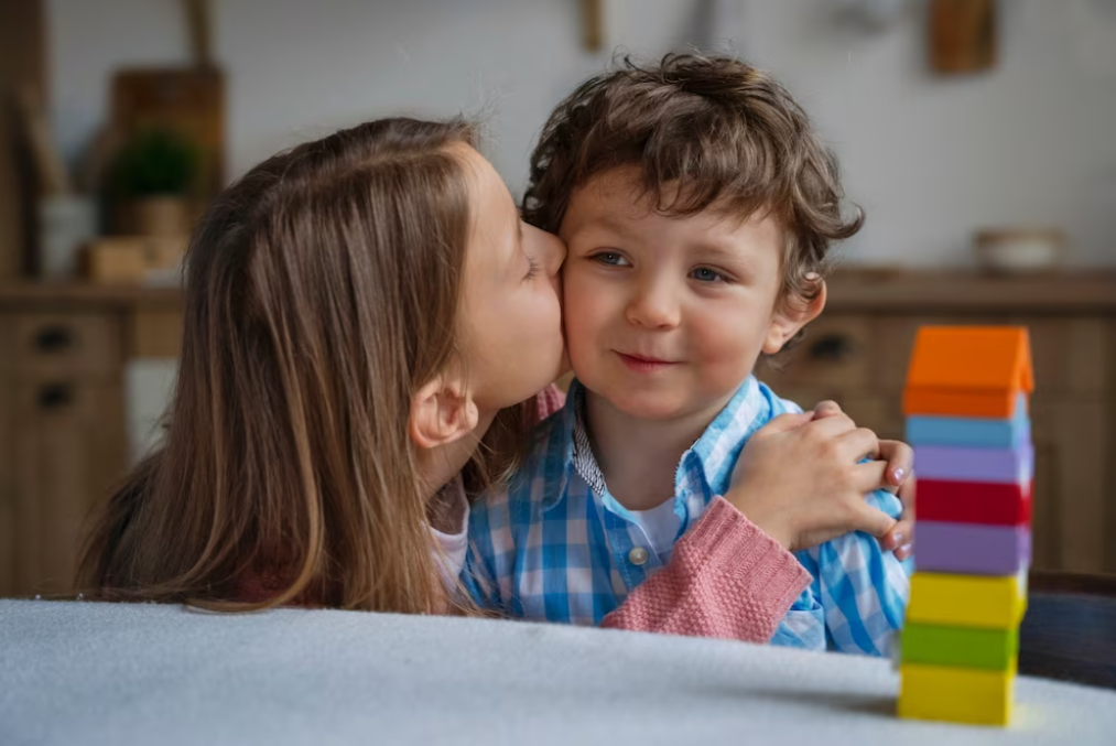 Kids memory. Дети с рас. Самостоятельность детей с рас. Лайк для детей.