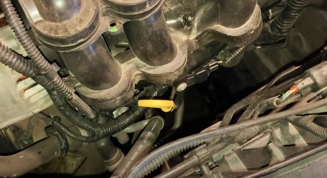 Замена масла в двигателе Форд Фокус 2 (пошаговая инструкция, фото и видео)