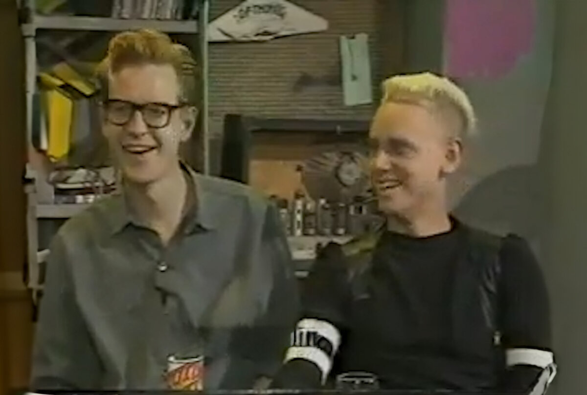 Мартин Гор и Энди Флетчер в студии голландского телеканала, 1986 год. Самый разгар Black Celebration Tour.
