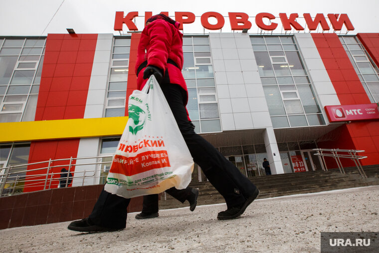    В магазинах нашли просроченные продукты