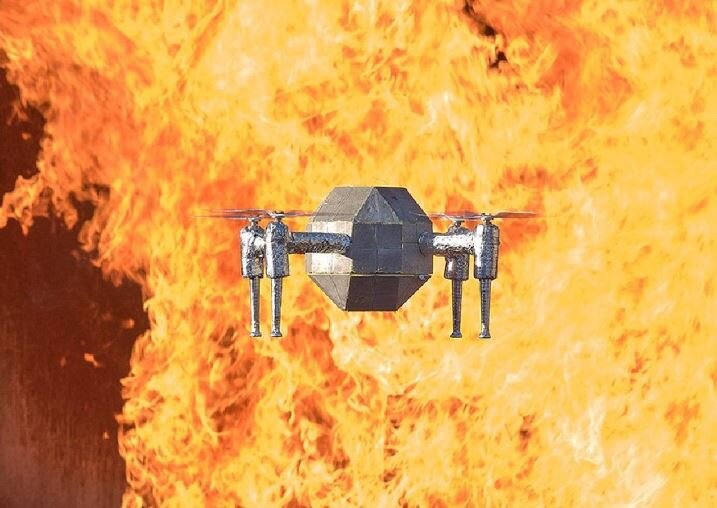 Канал - ИННОВАТОР - Высвобождение FireDrone: инновация в тушении пожаров с непревзойденной термостойкостью.