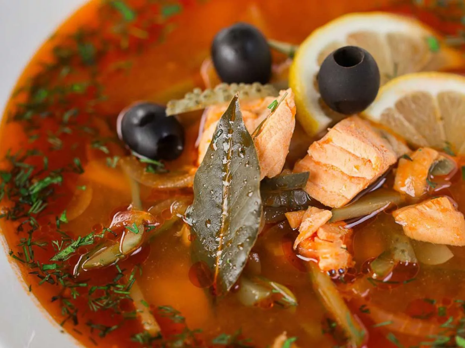 Как приготовить солянку из рыбы?