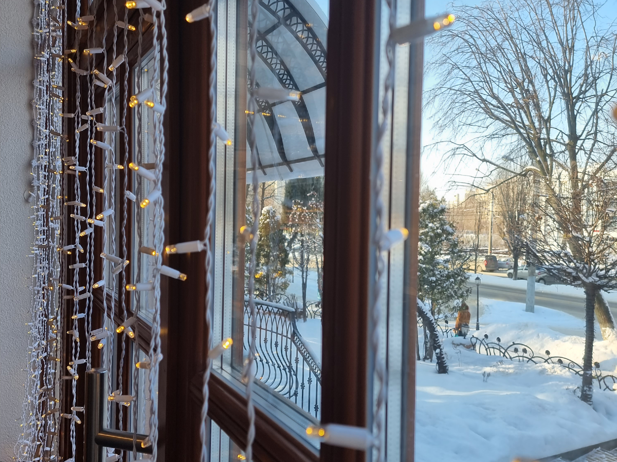 Гирлянда-дождик на окно